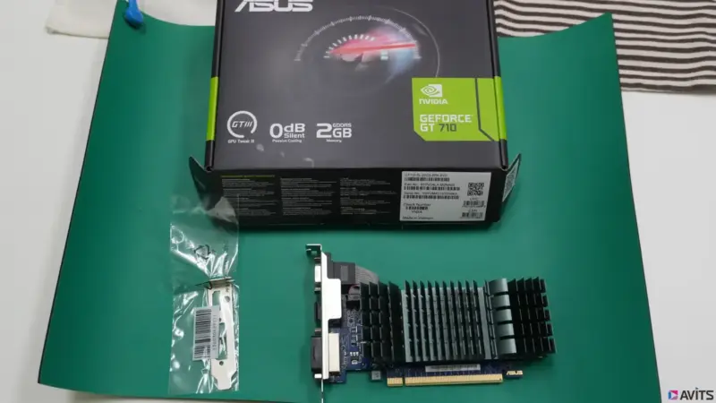 2Dメインの軽作業にはもってこいのGPU。NVIDIA GT710搭載のファンレスモデル。しかもASUSの2GBモデル！